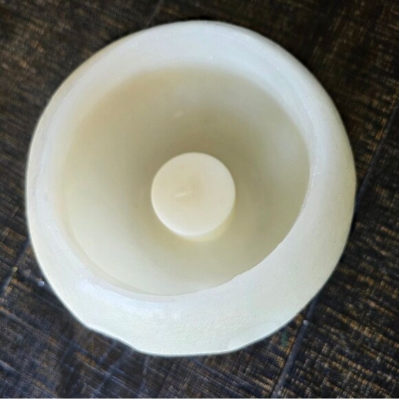 Vintage Hallmark Wax White Built In Candle  Halloween Spooky Ghost NWOT Hollow - Picture 2 of 8